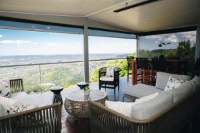 Flaxton residence with spectacular coastal views